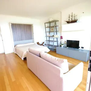 Appartamento Loft Bayview, Imperia