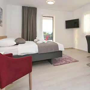 Ankora 2 With Heated Pool Appartement Biograd Na Moru
